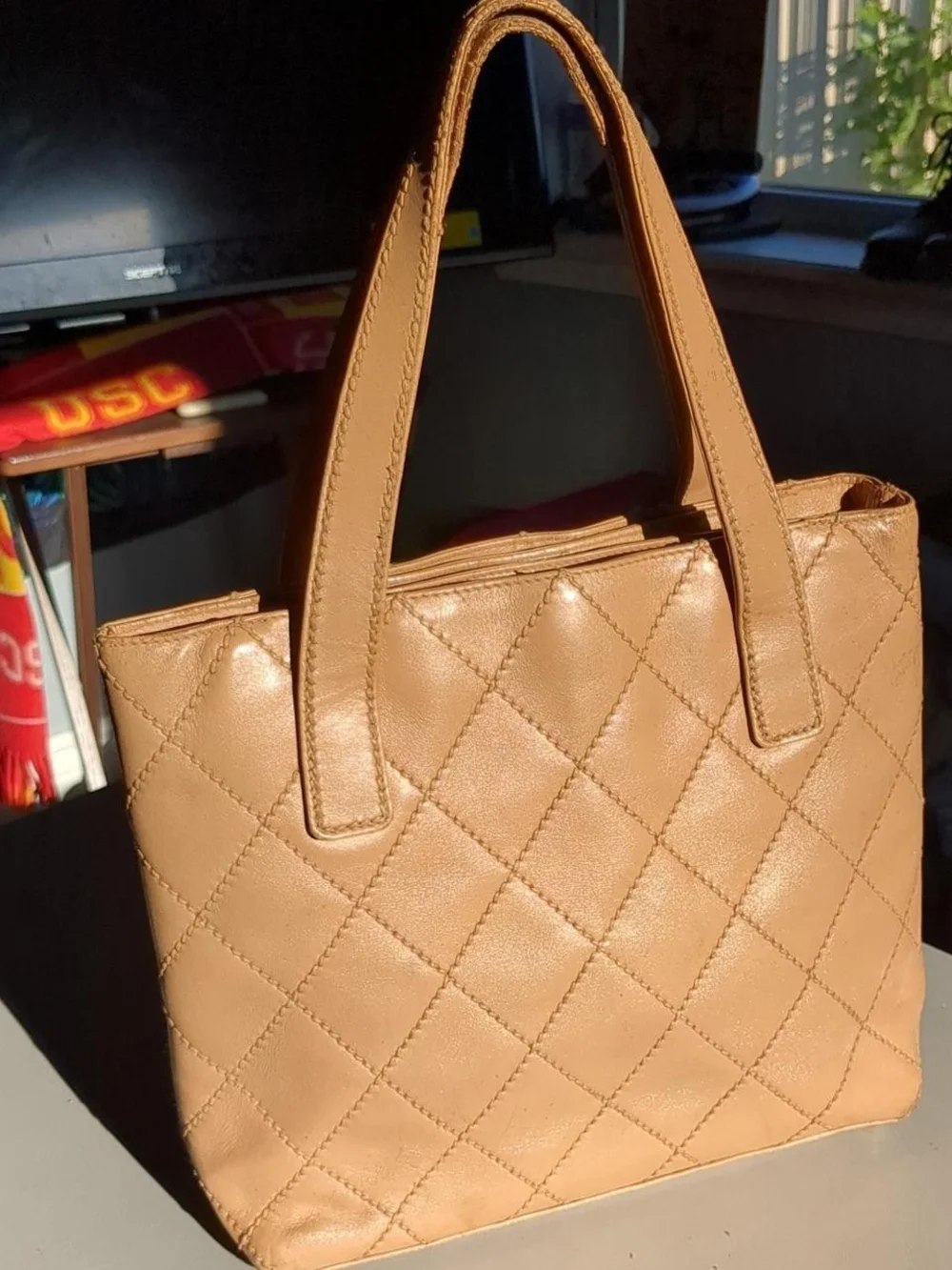 Chanel Quilted Leather Tote Bag in Light Tan - Picture 2 of 10